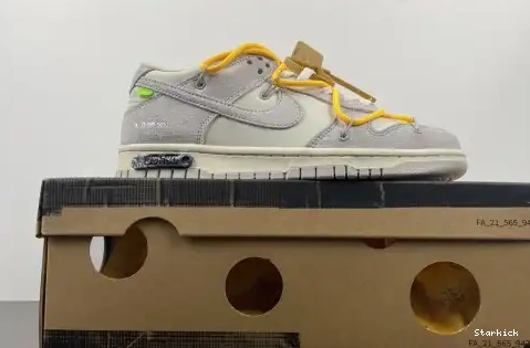 DJ0950-109 O-W Low Nike 39 Dunk Lot 0524